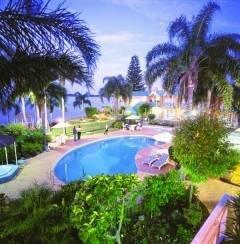 Comfort Waters Edge Resort 4*